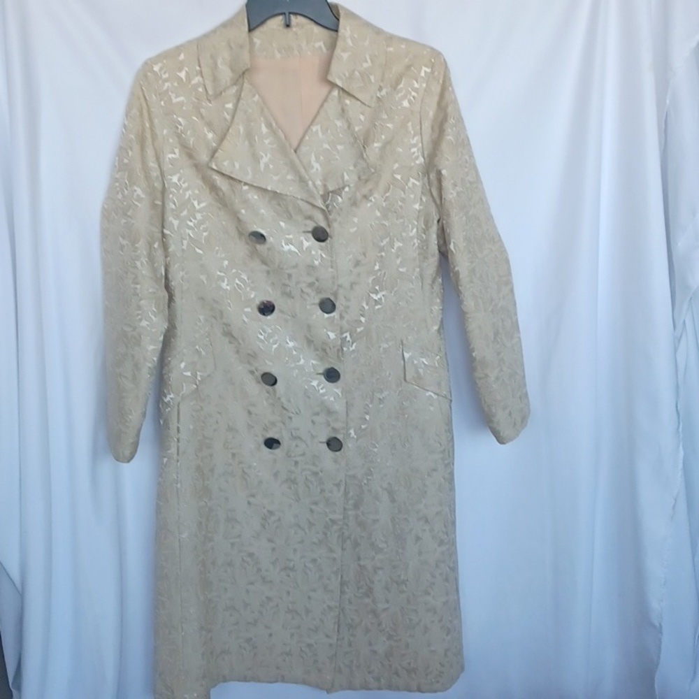 Vintage Lane Bryant Cream/Gold Brocade Double Breasted trench Coat, 20"PTP, 42"L